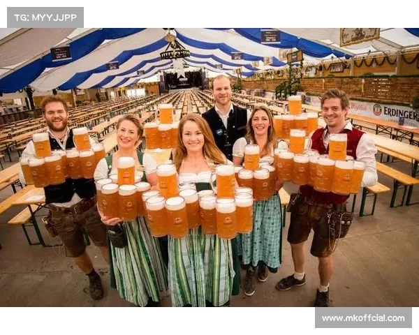 慕尼黑啤酒节与传统足球活动融合，俱乐部品牌拓展