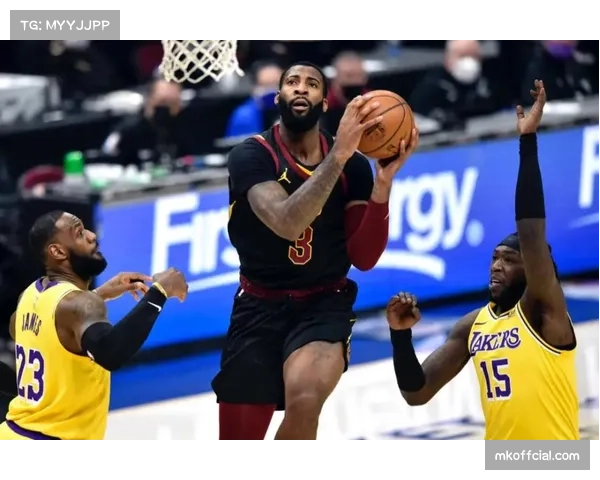 东部活塞34胜领跑，骑士7.5胜差紧追季后赛席位