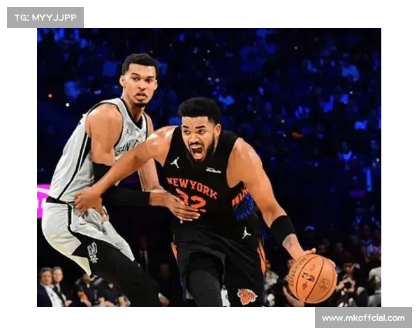 国王尼克斯篮板大战，唐斯半场11篮板统治禁区